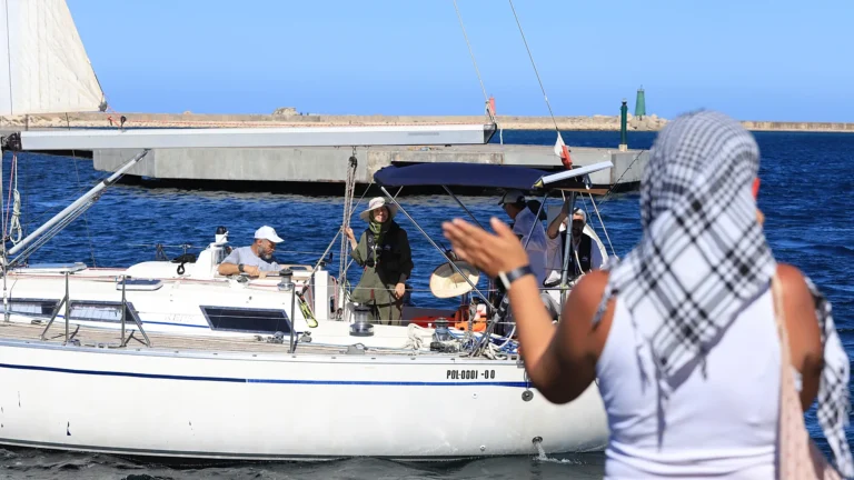 La Spagna invia nave della marina militare per proteggere la Global Sumud Flotilla diretta a Gaza