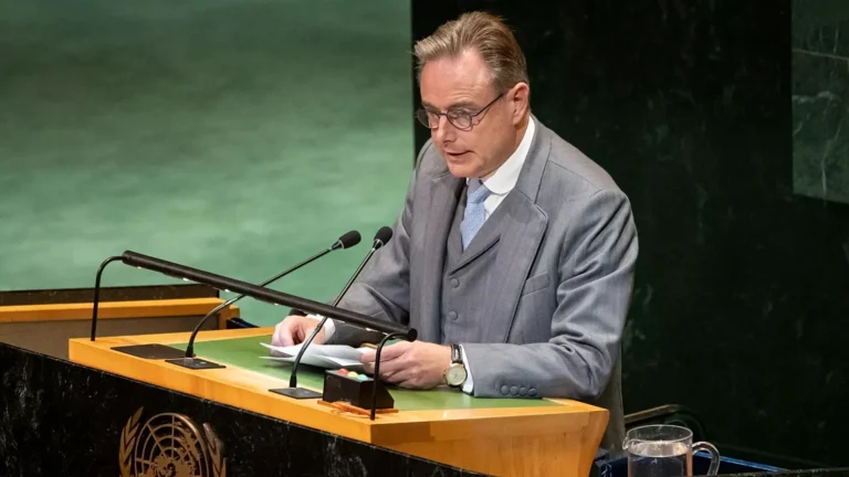 Belgio, smantellata presunta cellula terroristica: progettava attentato contro premier Bart De Wever