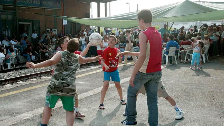 Italia, nascite ancora in calo nel 2024 e fecondità ai minimi storici secondo gli ultimi dati Istat