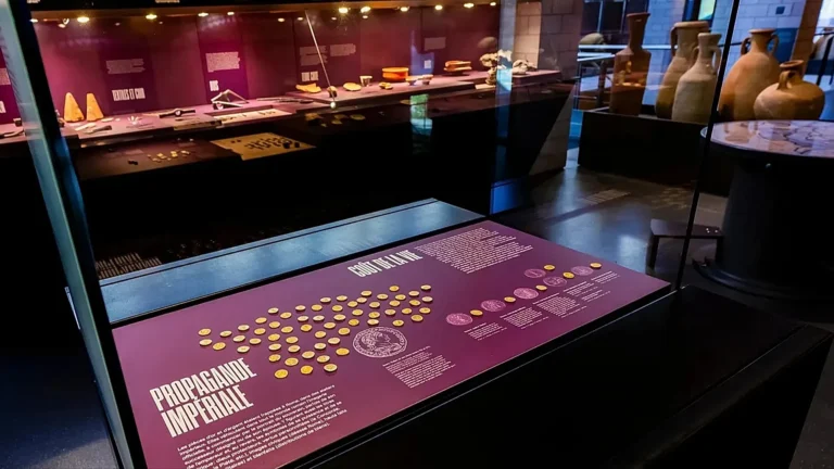 Svizzera, ladri rubano decine di monete d’oro antiche in un museo a Losanna