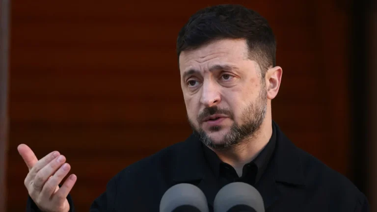 Piano di pace, Zelensky: “Concordati i prossimi passi”, ma reazione di Mosca resta un’incognita