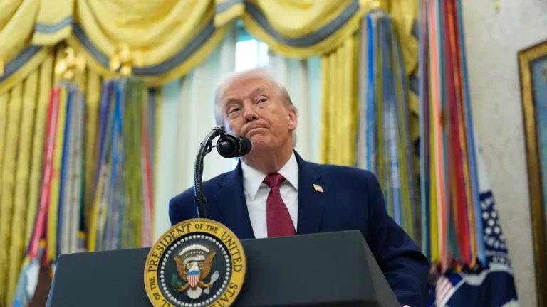 Nuovo attacco statunitense a navi della droga nel Pacifico: 8 narcotrafficanti morti