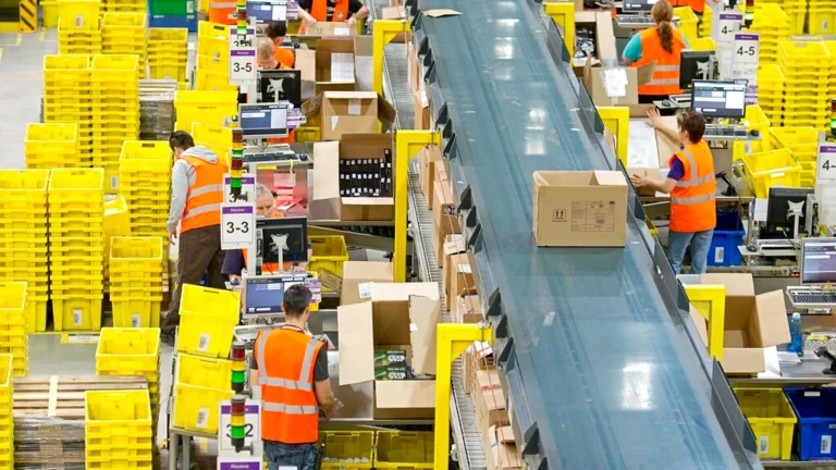 Amazon, raggiunto accordo con il fisco: verserà 511 milioni di euro all’Agenzia delle Entrate