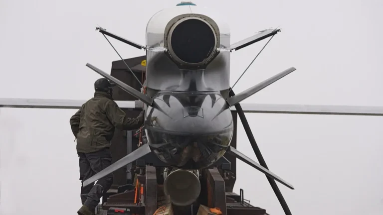 Attacco russo su larga scala contro l’Ucraina, continuano gli sforzi per il piano di pace