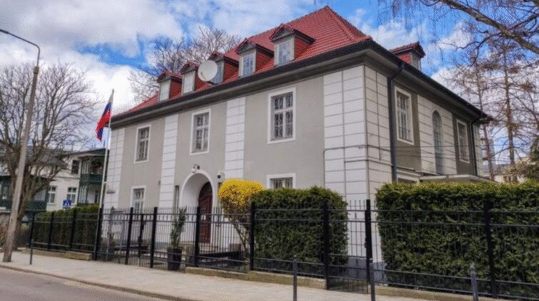 La diplomazia come zona franca Il caso polacco che smaschera il metodo russo