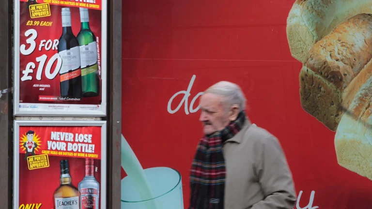 Prezzi delle bevande alcoliche in Europa: quali sono i Paesi più cari?