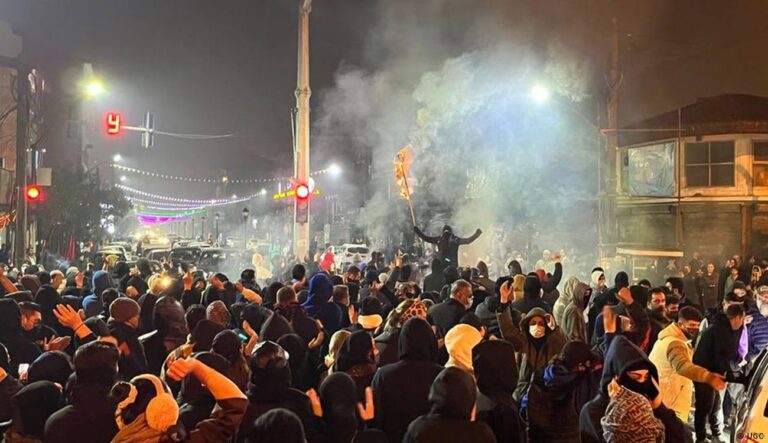 Quando Mosca spegne la rete: l’Iran come laboratorio del nuovo autoritarismo digitale