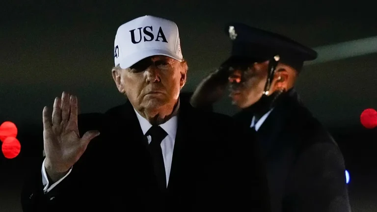 Trump si autoproclama presidente ad interim del Venezuela con un post su Truth