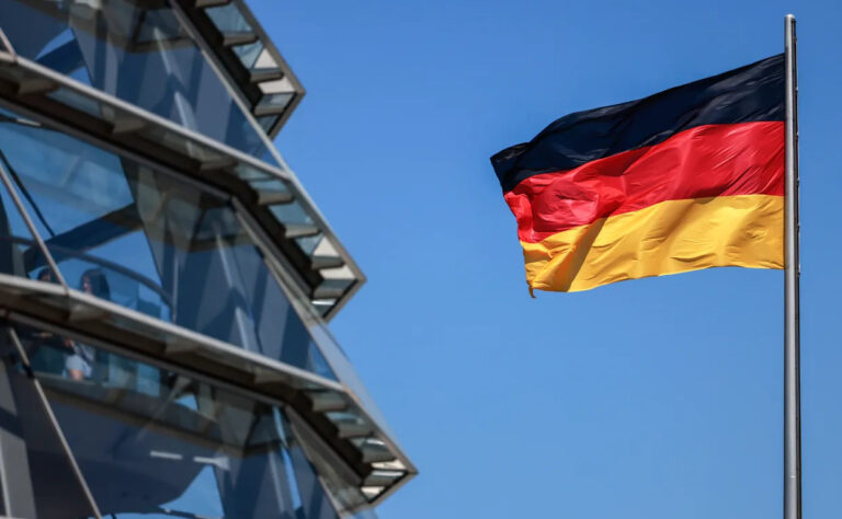 La Germania si prepara al conflitto invisibile: quando la guerra non inizia con i carri armati