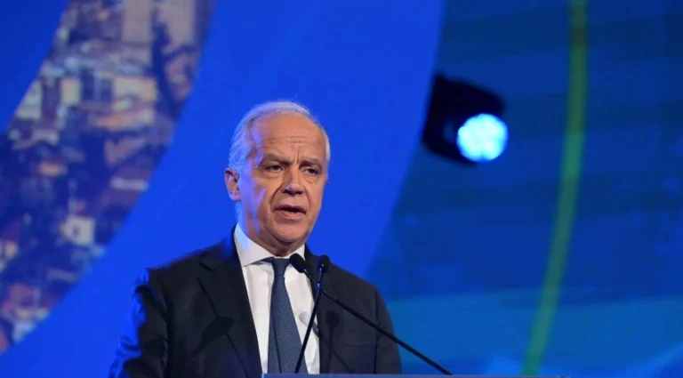 Piantedosi: “Pacchetto sicurezza, tra le norme anche quelle sulla violenza tra giovani”