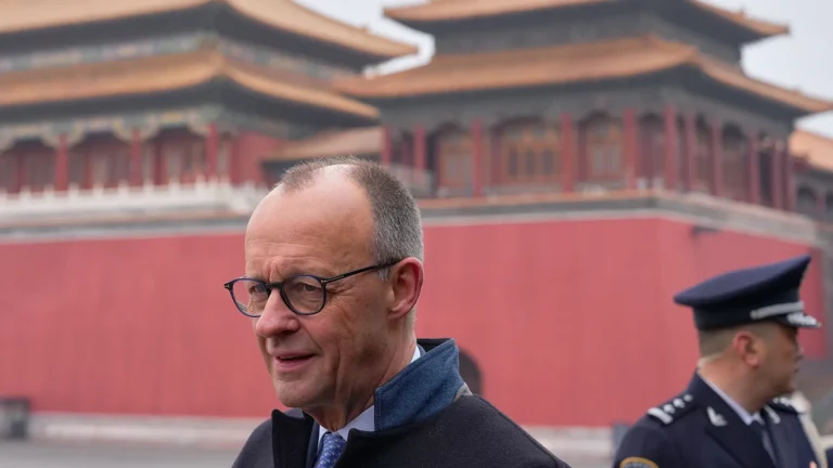 Il cancelliere tedesco Merz in visita di Stato in Cina: cinque punti chiave del viaggio