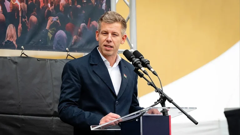 Il leader dell’opposizione ungherese dice di essere stato attirato in una “trappola”