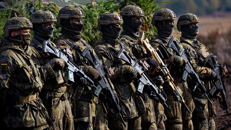 Germania: cresce l’allerta su spionaggio iraniano, soldati e istituzioni nel mirino