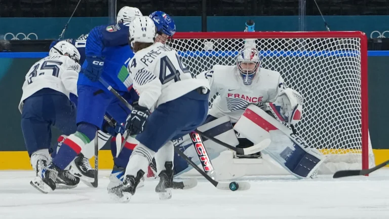 Milano-Cortina: sul ghiaccio le Olimpiadi sono iniziate, in attesa della cerimonia di apertura