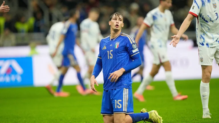 Biglietti dei Mondiali promessi a 60 dollari, tifosi pagano 4.185: Ue valuta azione contro Fifa