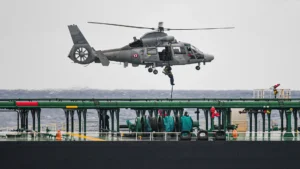 La petroliera russa Arctic Metagaz alla deriva entra nelle acque libiche