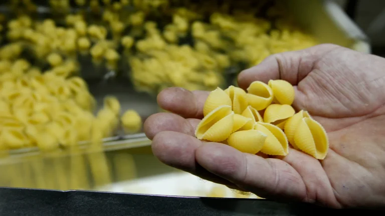 Guerra commerciale: gli Stati Uniti abbassano i dazi antidumping sulla pasta italiana