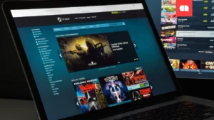 Quando la guerra diventa intrattenimento: il caso della “battaglia di Hostomel” e le responsabilità delle piattaforme digitali