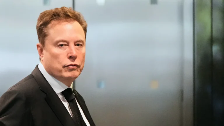 Musk in tribunale contro Altman su OpenAI: «Rubare un ente benefico non va bene»