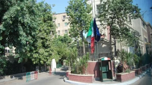 Egitto, italiana condannata per adulterio: battaglia per la figlia