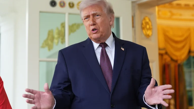 Trump attacca Meloni: “Sono scioccato, pensavo avesse coraggio” e critica ancora il Papa sull’Iran