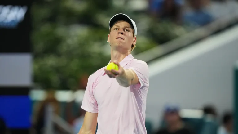 Sinner batter Alcaraz agli Atp di Monte Carlo e torna primo in classifica