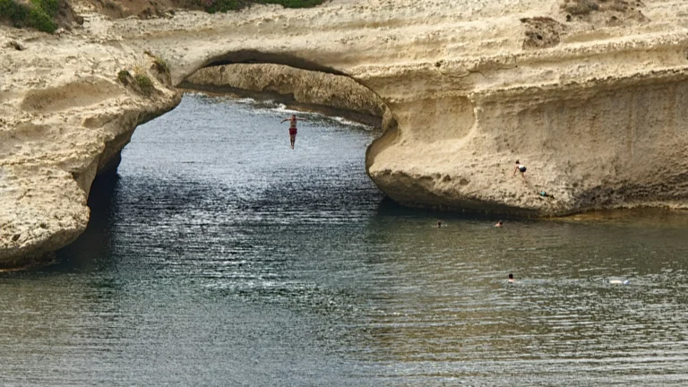 Coste vulnerabili e preziose: l’Italia rafforza la protezione contro l’erosione
