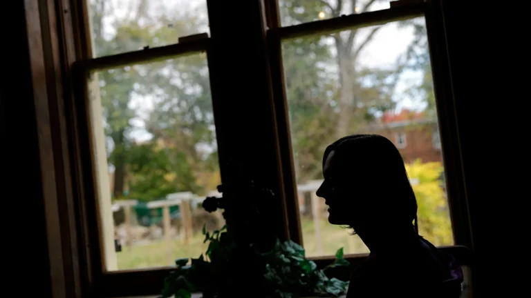 Russia, violenza domestica in aumento: incide il ritorno dei reduci dalla guerra in Ucraina