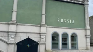 Venezia, arte e guerra invisibile: perché la scelta finlandese pesa più di un gesto simbolico