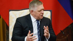 Mosca attacca nel digitale mentre cerca legittimità politica in Europa