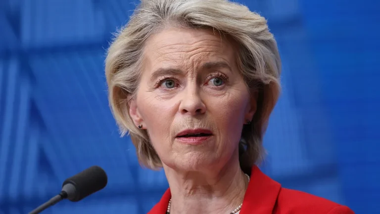 “Un accordo è un accordo”: von der Leyen risponde a Trump sui dazi