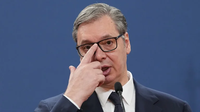 Serbia: Vučić sfida l’UE dalla Cina e difende l’asse economico con Xi Jinping
