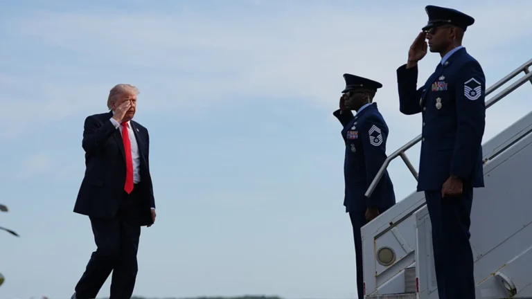 Scontro con Berlino, Trump ritirerà 5.000 truppe in servizio attivo dalla Germania