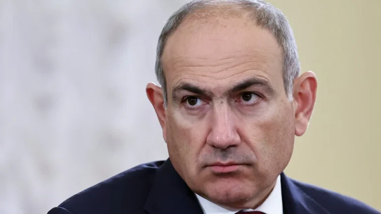 Armenia, Pashinyan: “Il Karabakh non era nostro”. Svolta storica verso la pace con l’Azerbaigian