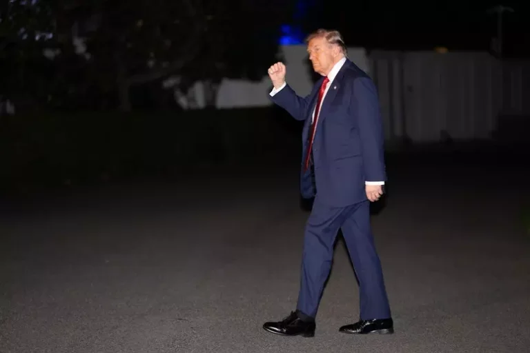 Trump, ‘l’Iran prende in giro gli Usa, ma non riderete più’