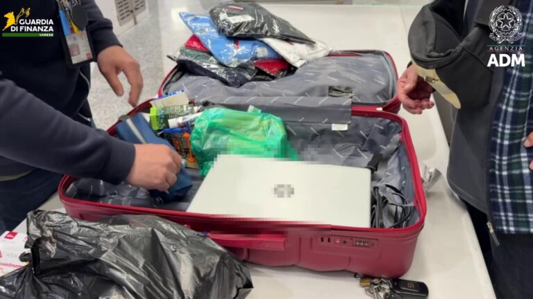 Farmaci illegali, sequestro record a Malpensa: 6.000 confezioni fuori legge