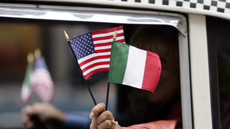 Italia-USA, un’alleanza indissolubile segnata da storici strappi e crisi diplomatiche