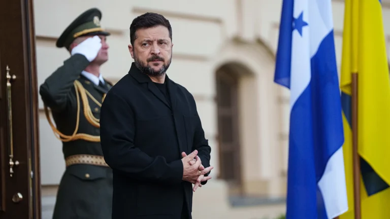 Ultimatum di Zelensky alla Bielorussia: spegnere i radar dei droni russi