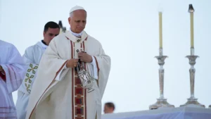 Papa Leone XIV: accordo tra Usa e Iran ponga fine alla guerra, stop alle armi nucleari