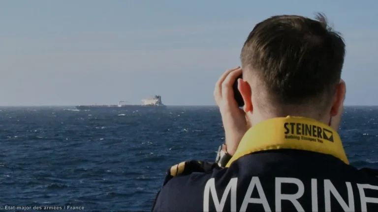 La nave ombra con petrolio russo bloccata dalla Francia domenica è “parte di rete iraniana”