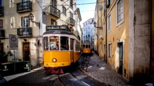 Quasi 19 anni di stipendio per una casa: i mercati immobiliari europei meno accessibili