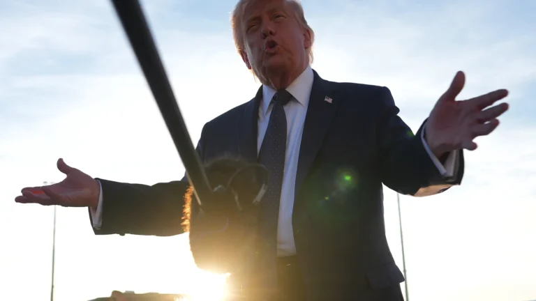 Petrolio in calo dopo l’intesa Trump-Pezeshkian per porre fine alla guerra in Iran