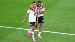 Calcio e religione, Felix Nmecha: “Una piccola preghiera insieme” dopo il 7-1 ai Mondiali