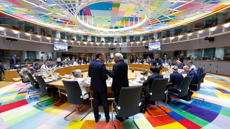 Leader UE puntano a un’intesa sul bilancio da duemila miliardi entro ottobre