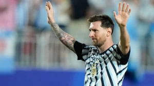 La famiglia di Messi chiede umanità: il padre del capitano dell’Argentina ha problemi di salute