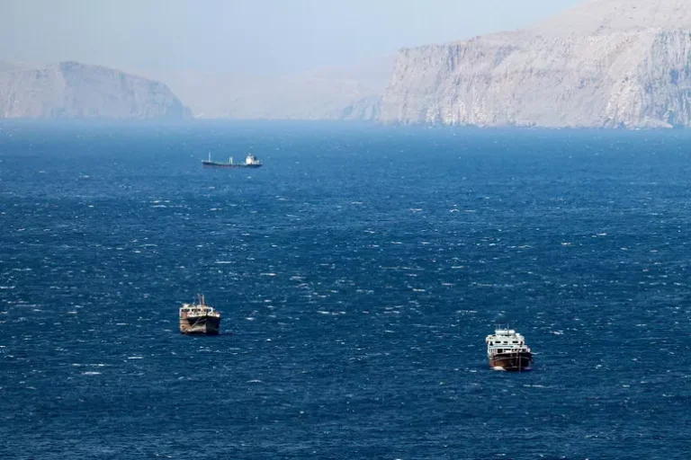 Iran, ‘tenuto a Muscat il primo incontro su Hormuz con l’Oman’