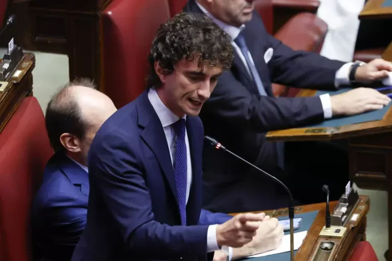 Covid, mossa di Bignami che si dimette. Conte: “Mi faccio audire, ma non lascio”