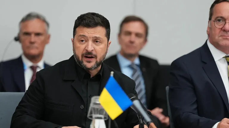 Zelensky e Putin parlano al telefono con Trump per il 4 luglio