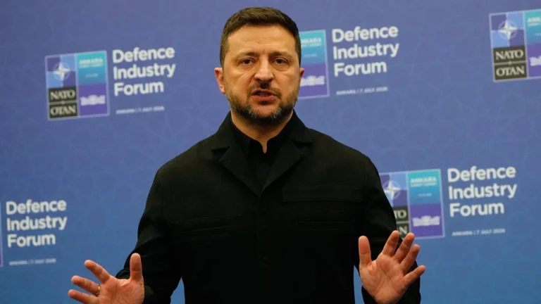Vertice Nato, Zelensky torna a chiedere l’adesione all’Alleanza atlantica e le licenze Patriot