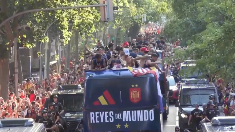 Mondiali 2026, Spagna: oltre un milione di tifosi a Madrid per accogliere i campioni del mondo